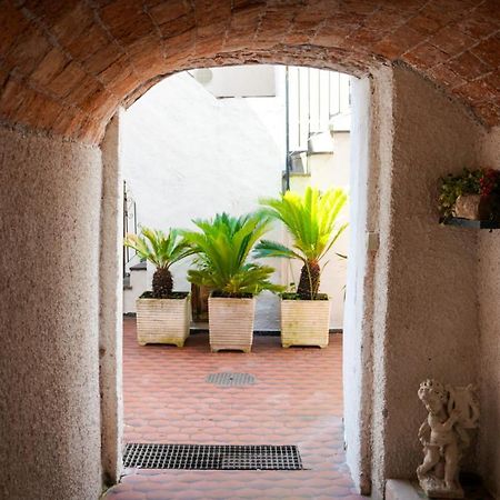 Apartmán Monolocale A 50 Metri Dal Mare Celle Ligure Exteriér fotografie